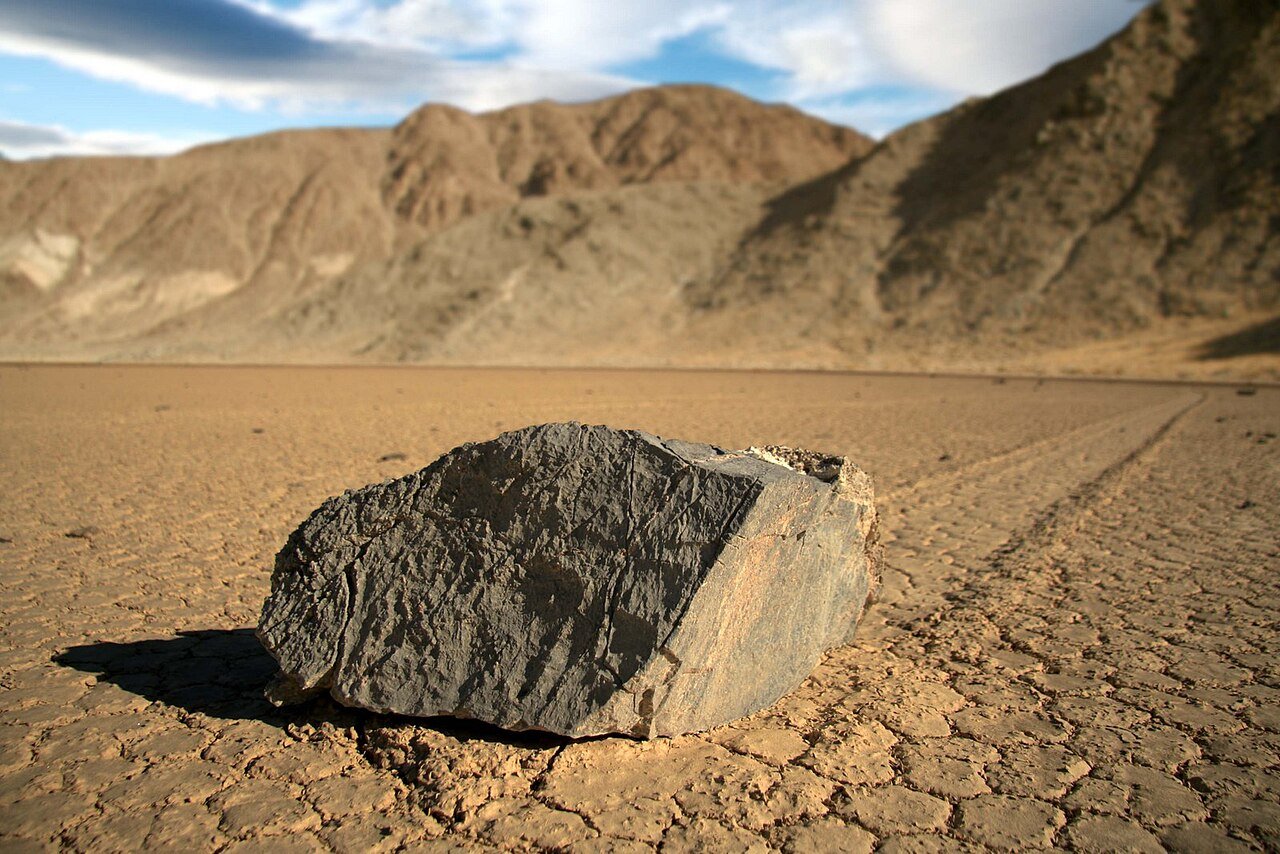 The Creepy Secret of Death Valley: Why Do Stones Move on Their Own?
